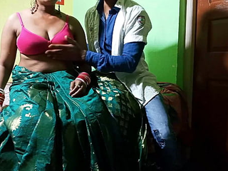 Full Body Checkup Ke Bahne Doctor Ne Bhabi Ki Chut Chuda Kiya With Hindi Audio