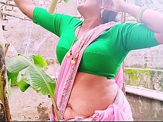 Villege sex. Forming sexy aunty fucking owner. Telugu dirty talks.
